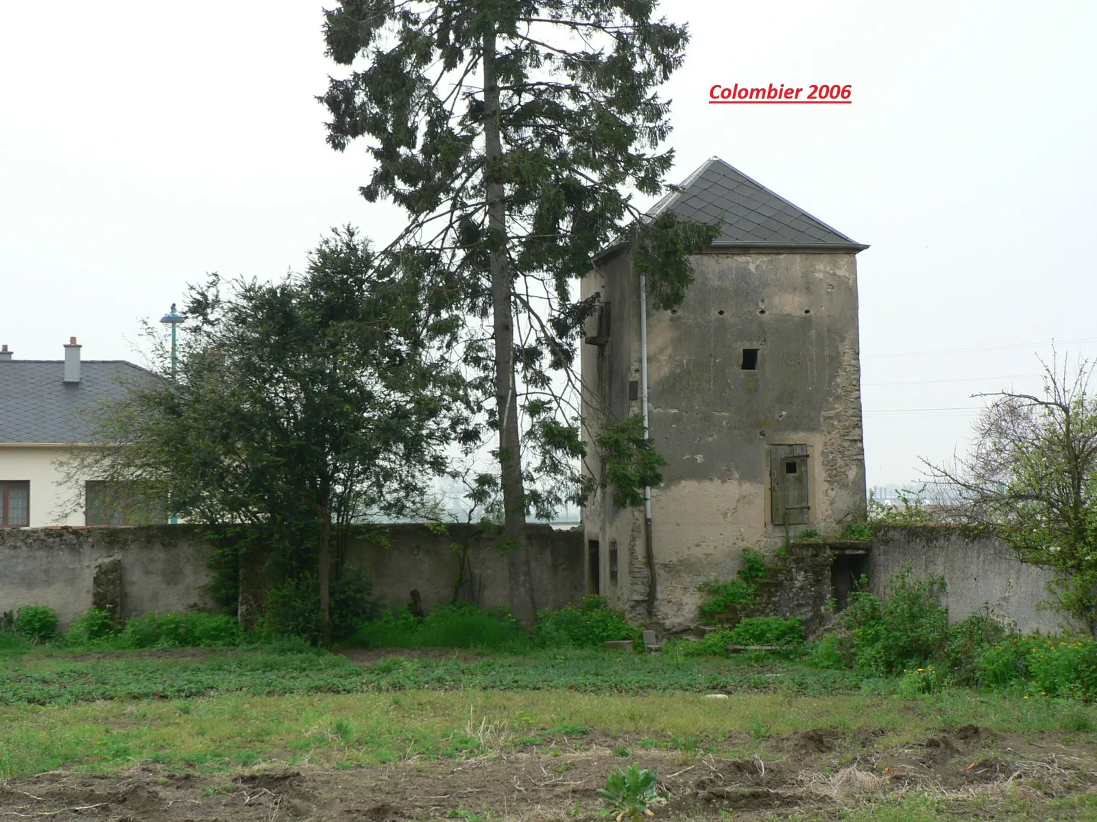 Photo 1